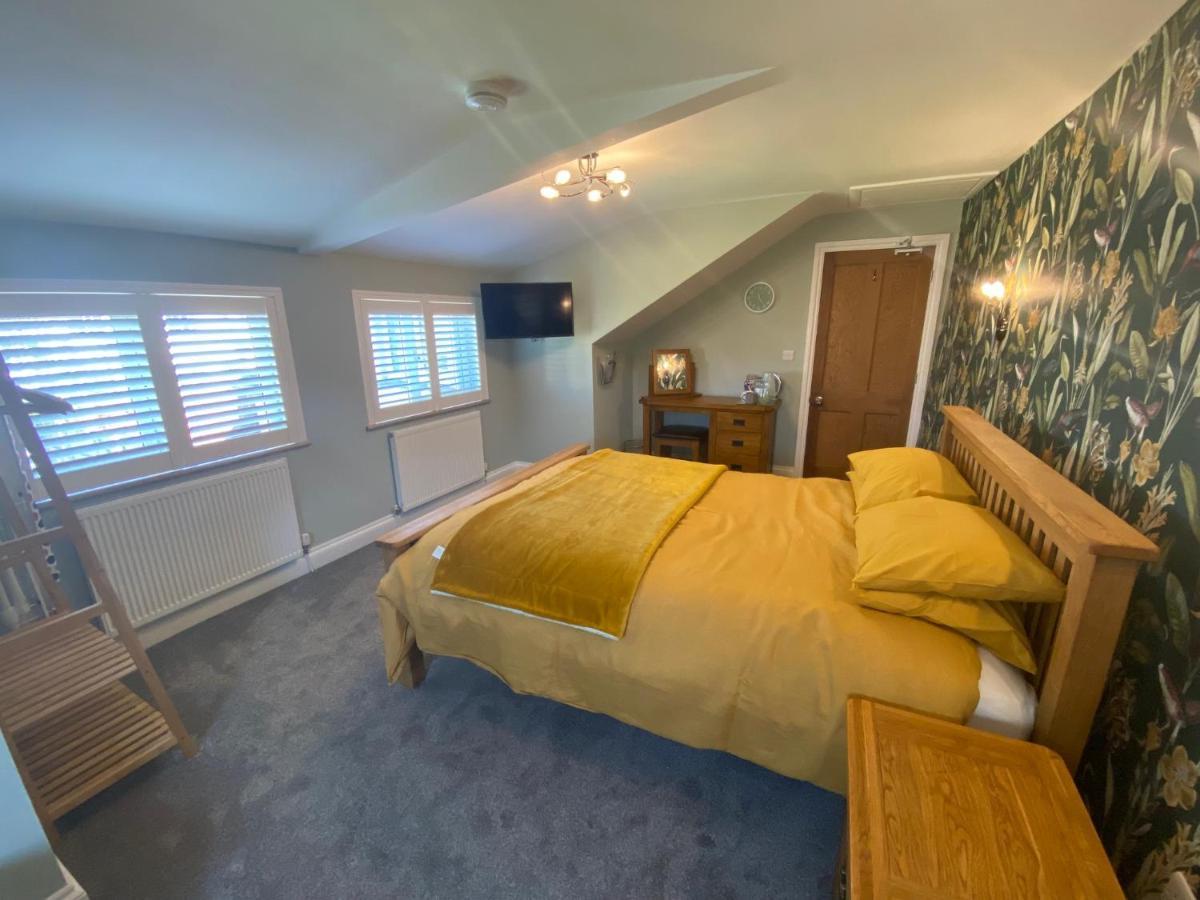 East Llanteg Guest House แอมรอธ ภายนอก รูปภาพ
